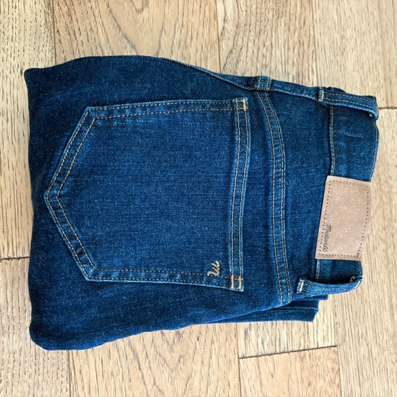 Madewell High Rise Blue Jeans Classic Style - Picture 2 of 4